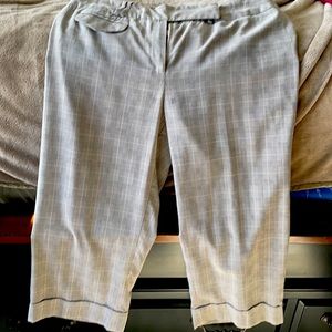 Dalia Capris